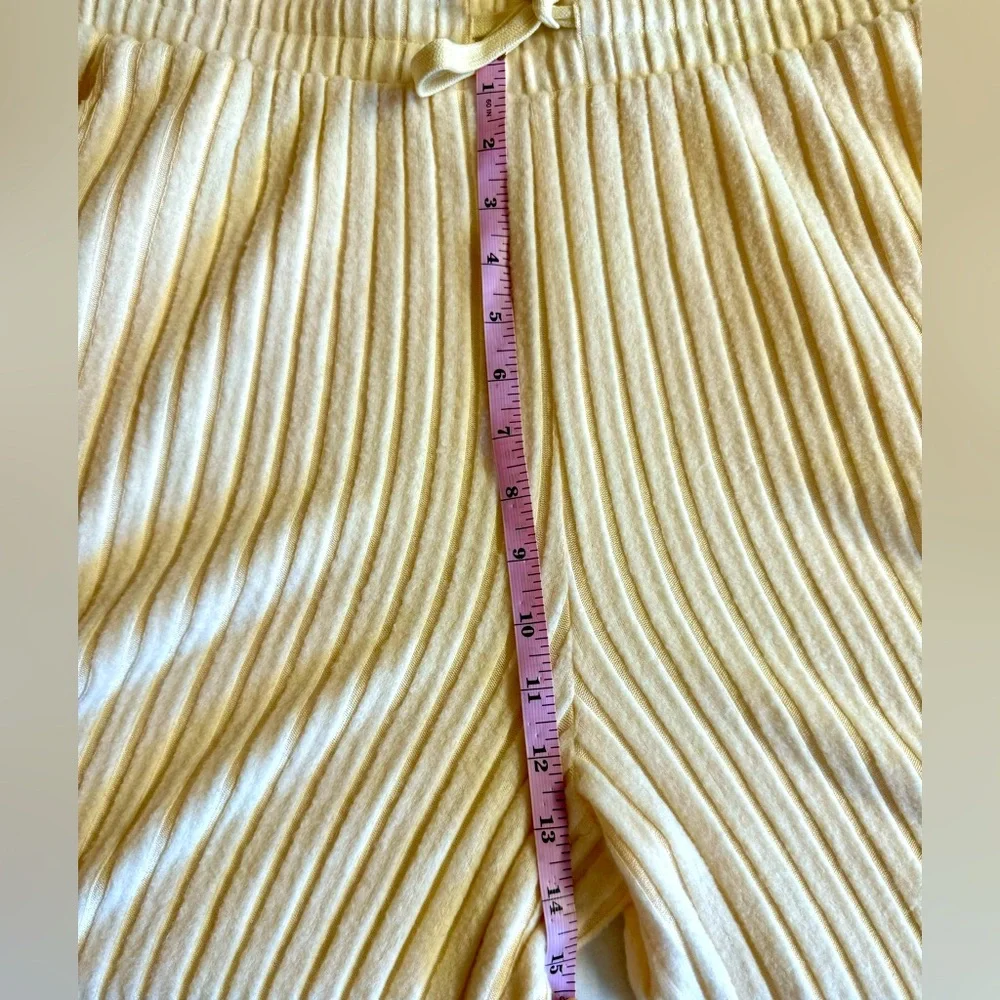 NWOT Rip Curl Cozy Jumpsuit- cream cozy fuzzy elastic waist ribbed .Size XL - Picture 13 of 14